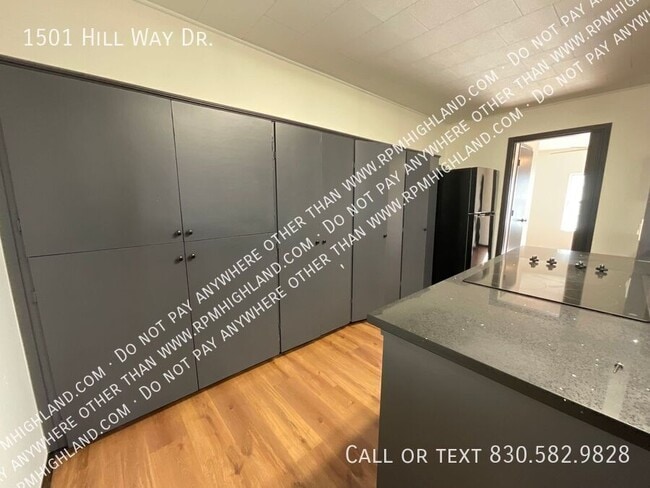Foto del edificio - 1501 Hill Way Dr
