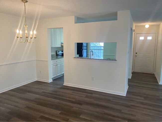 Building Photo - 2153 Refuge Ct