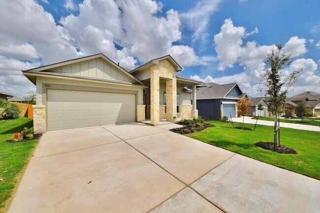 Building Photo - 1513 Fort Dessau Rd