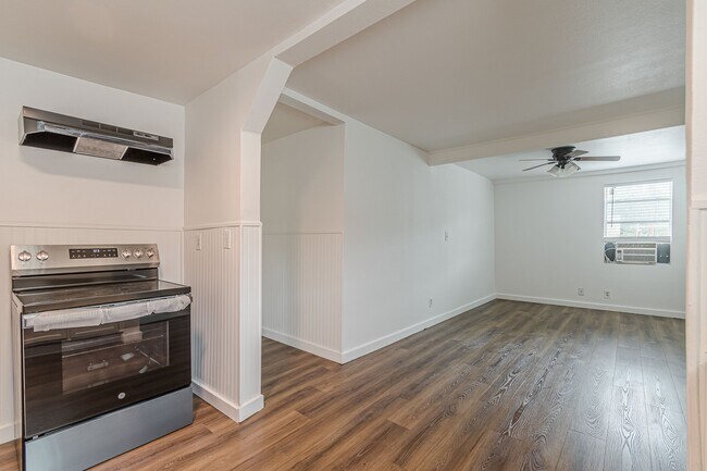 Foto del edificio - 2407 S New Braunfels Ave