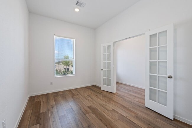 Building Photo - 5003 Park Willow Dr