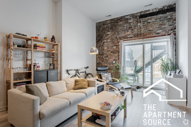 Building Photo - 2022 S Throop St