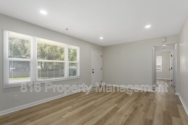 Foto del edificio - 8854 E 59 Terrace