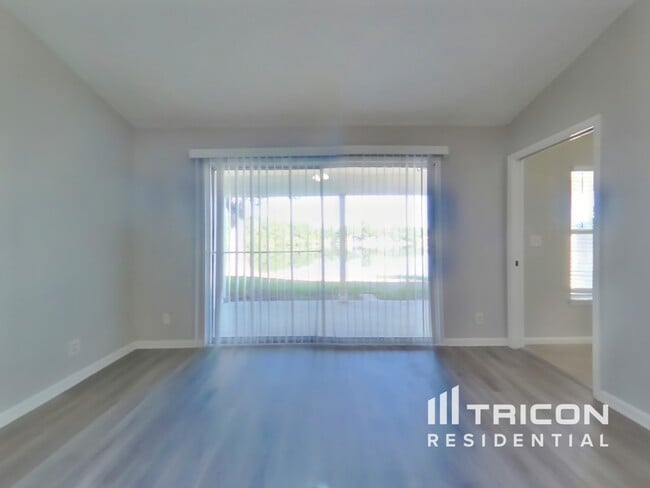 Foto del edificio - 12565 Blue Lagoon Trail