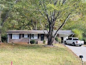 Building Photo - 3805 Lawrenceville-Suwanee Rd