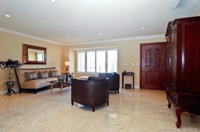 Building Photo - 7240 SW 110th Terrace