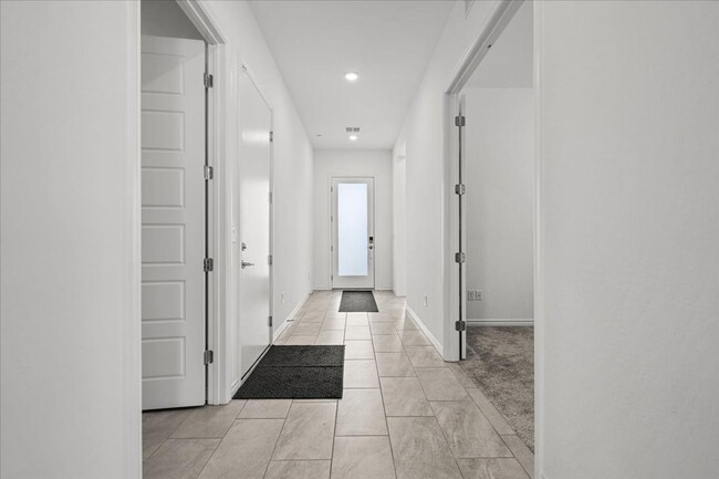 Building Photo - Available Now ! Beautiful Single Story at ...