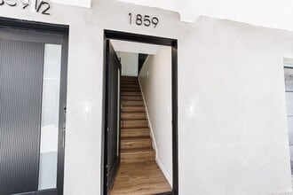 Building Photo - 1857 Crenshaw Blvd