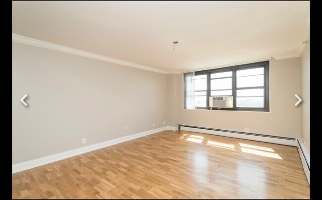 Foto del edificio - 1430 Columbia Rd