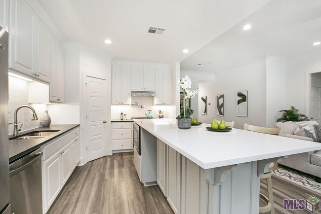 Foto del edificio - Beautiful 3 bedroom home- $500 off 1st mon...