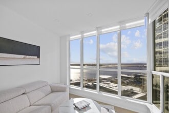 Building Photo - 208 Queens Quay W