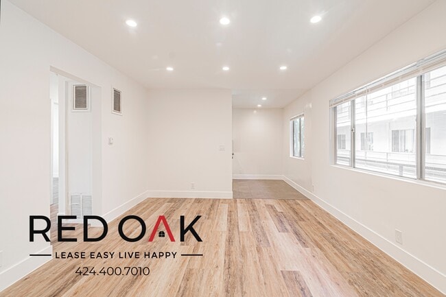 Foto del edificio - 1841 S Manhattan Pl