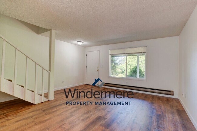 Building Photo - Two Bedroom Two Story Townhouse In Town