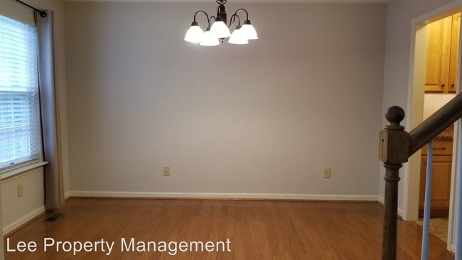 Building Photo - 4 br, 2.5 bath House - 16 Evans Grove Drive