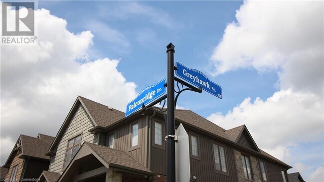 Building Photo - 259 Falconridge Dr