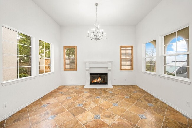 Building Photo - 17450 Bramble Ct