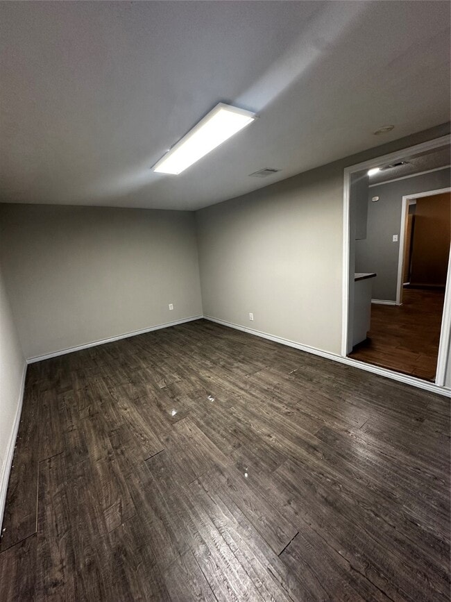 Building Photo - 715 Washington St