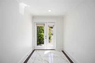 Building Photo - 2211 Detering St