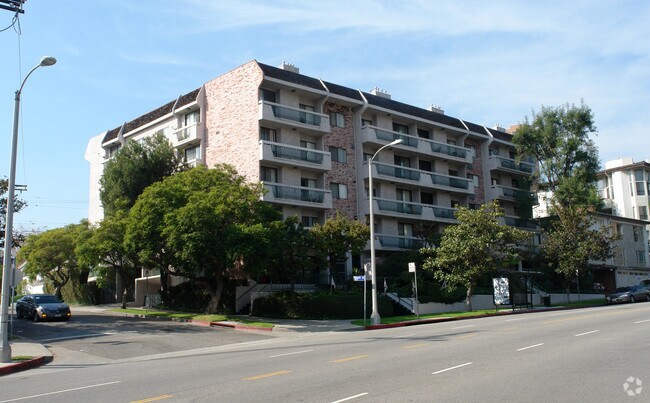 Building Photo - Wellworth Towers Apartments