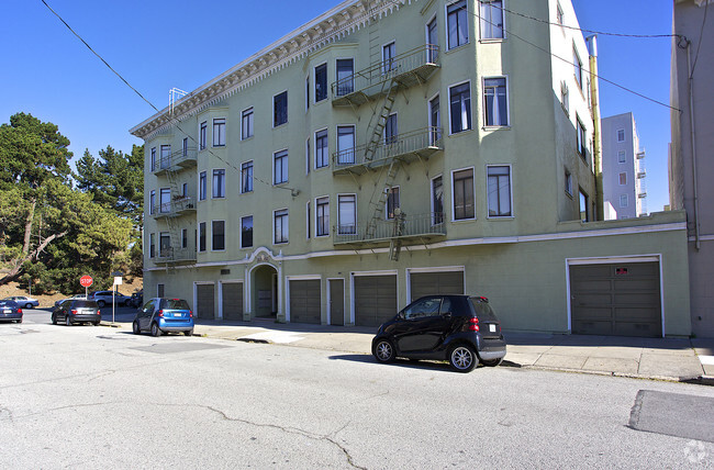 Building Photo - 1200 17th Ave