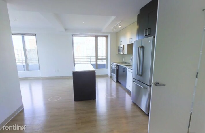 Primary Photo - 66 Kneeland St