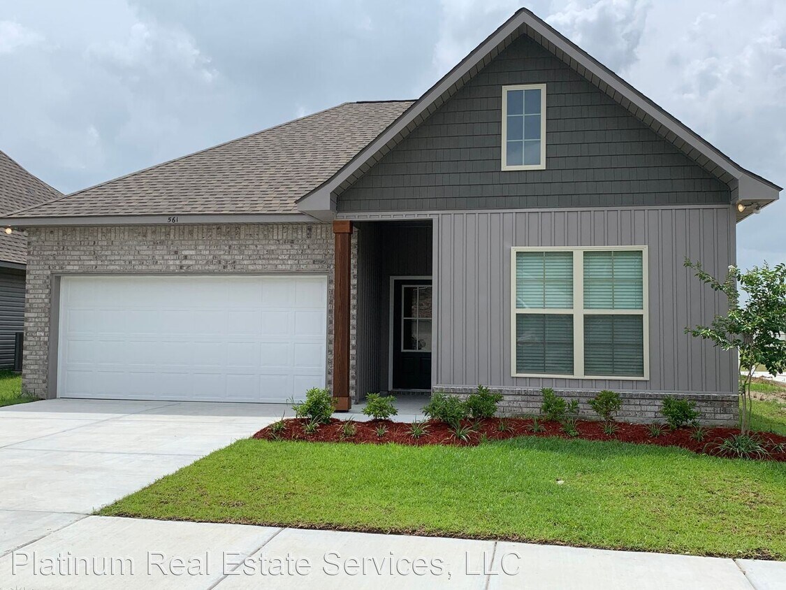 Primary Photo - 4 br, 2 bath House - 561 Whispering Waters...