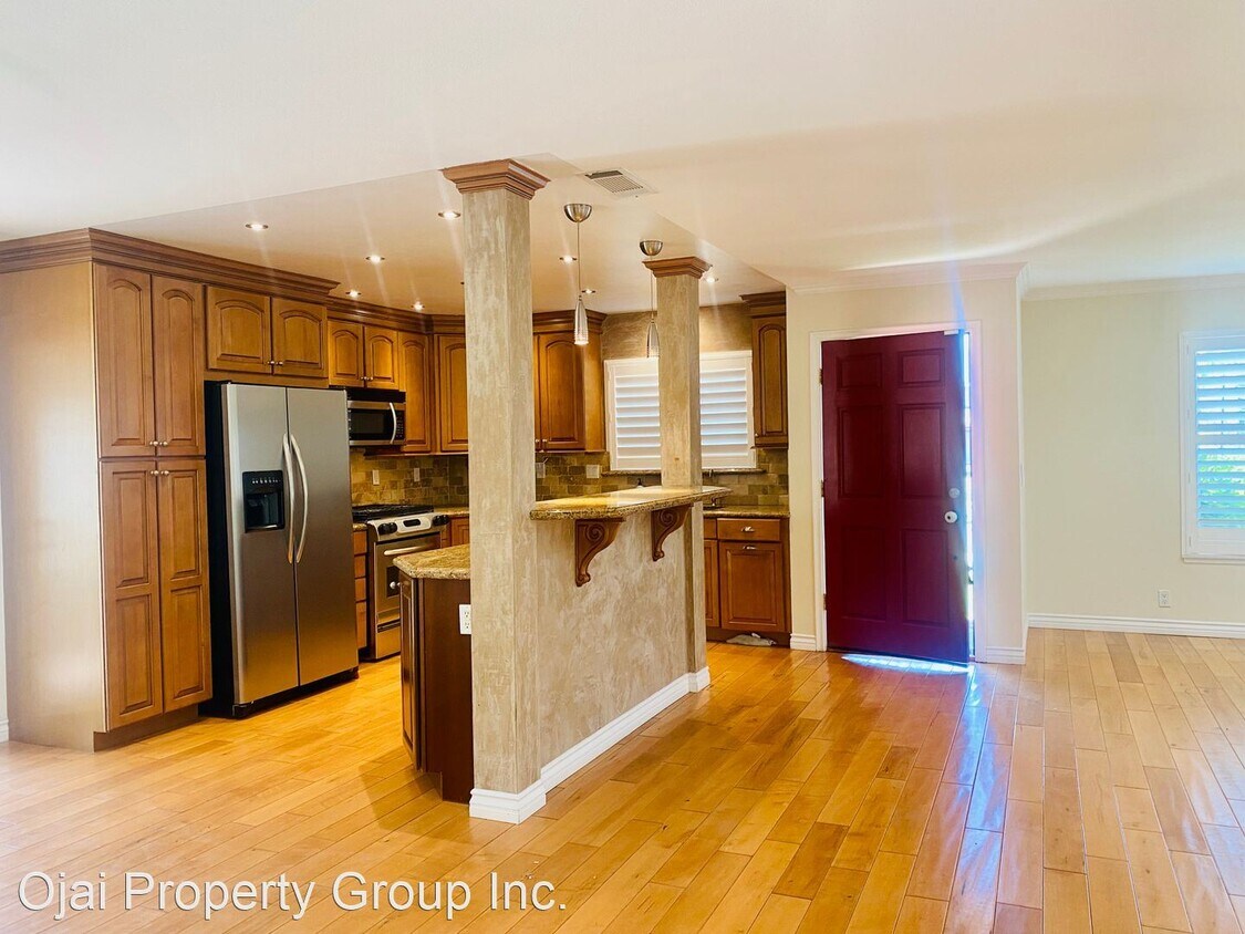 Foto principal - 3 br, 2 bath House - 985 Ann Arbor Ave