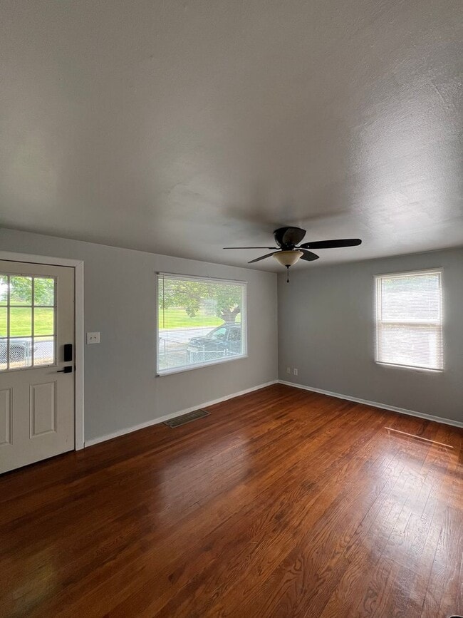 Foto del edificio - North Spokane Gem!! Coming soon!