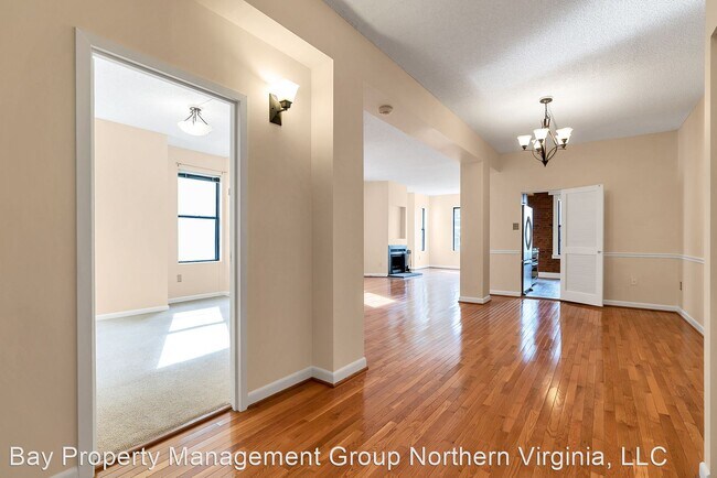 Building Photo - 2 br, 2 bath House - 2123 CALIFORNIA ST, N...