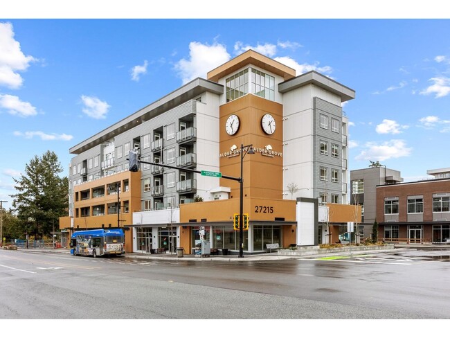 Building Photo - 27215 ALDERGROVE TOWN CENTRE Dr