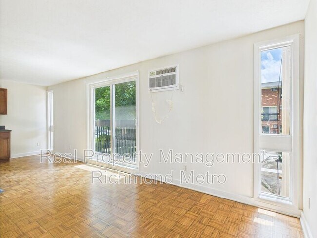 Foto del edificio - 3202 Midlothian Tpke