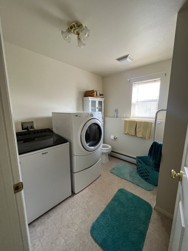 Building Photo - 2655 Toney Dr