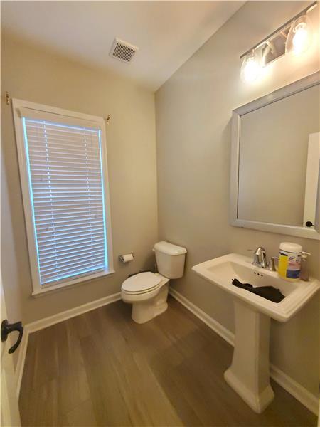 Foto del edificio - 336 Sonoma Dr