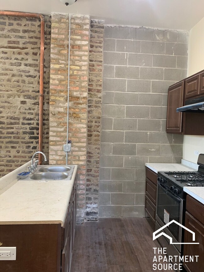 Foto del edificio - 1141 S Western Ave