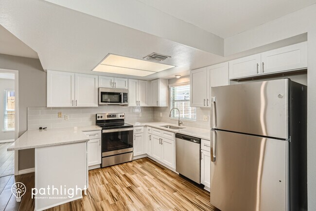 Foto del edificio - 3035 Terrace View Lane, Clearwater, FL, 33759