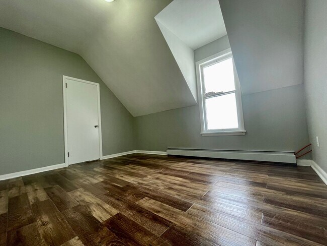 Foto del edificio - 349 6th Ave S