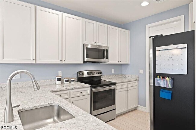 Foto del edificio - 15800 Portofino Springs Blvd