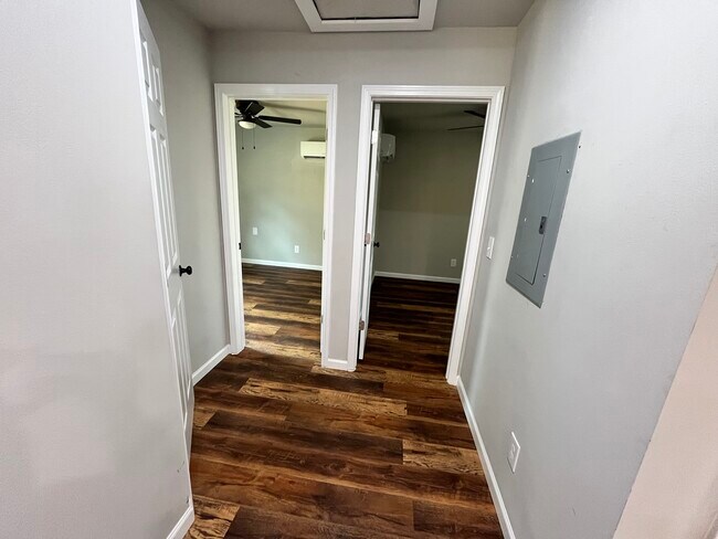 Foto del edificio - 4090 A Ave