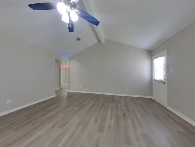 Building Photo - 4123 Pedernales River Ln