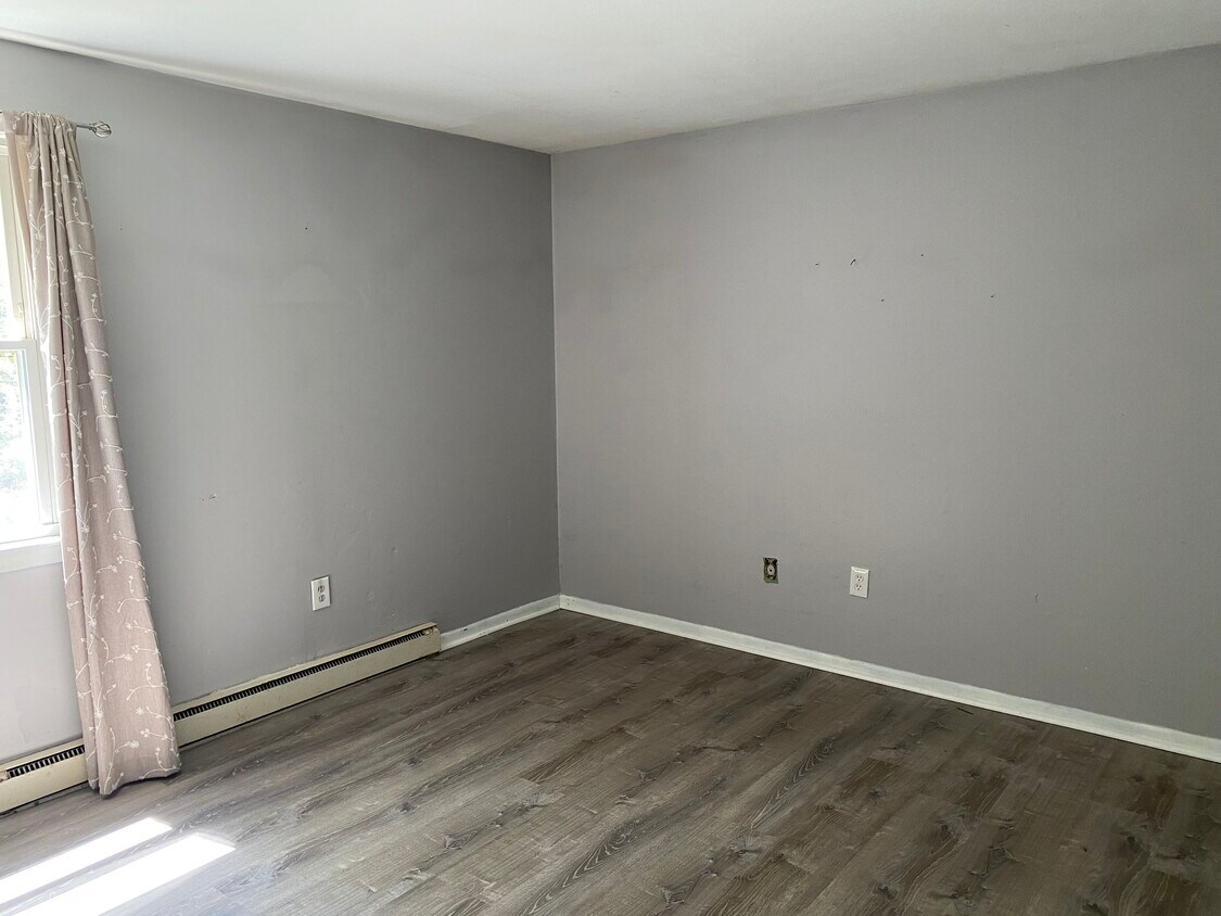 85 Grove Ave, Groton, CT 06340 Townhome Rentals in Groton CT