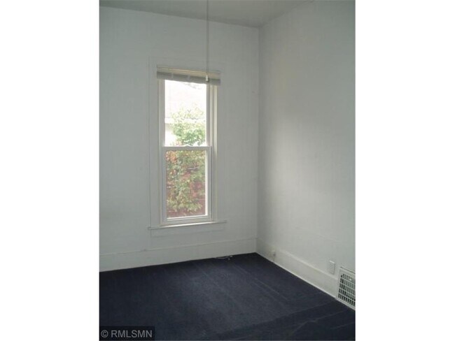 Building Photo - 155-157 N Starr Ave