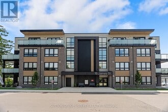 Building Photo - 15 James St