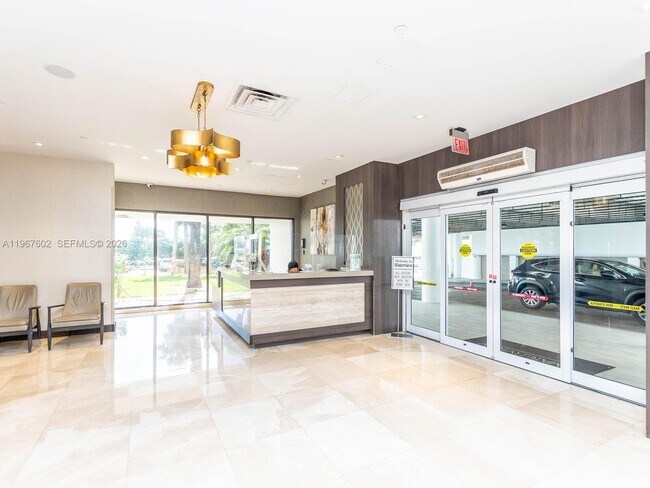 Foto del edificio - 20505 E Country Club Dr