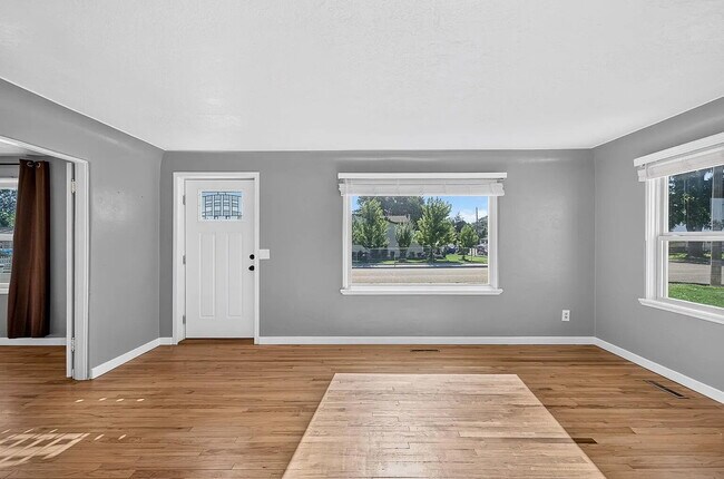 Foto del edificio - 3 Bedroom, 1 Bathroom Home in Caldwell