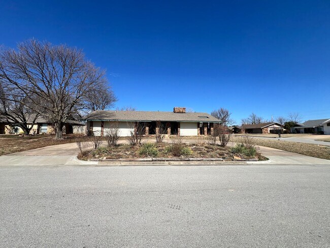 Foto del edificio - Jenks Schools