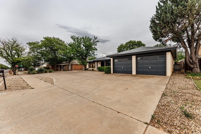 Foto del edificio - 5703 80th St