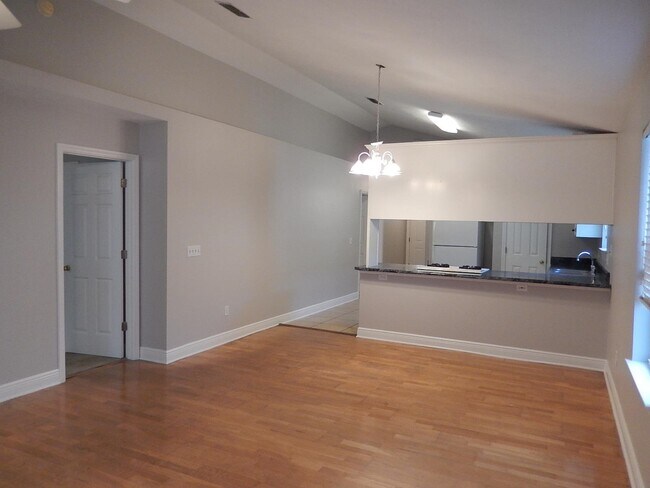 Building Photo - 3151 Layla St