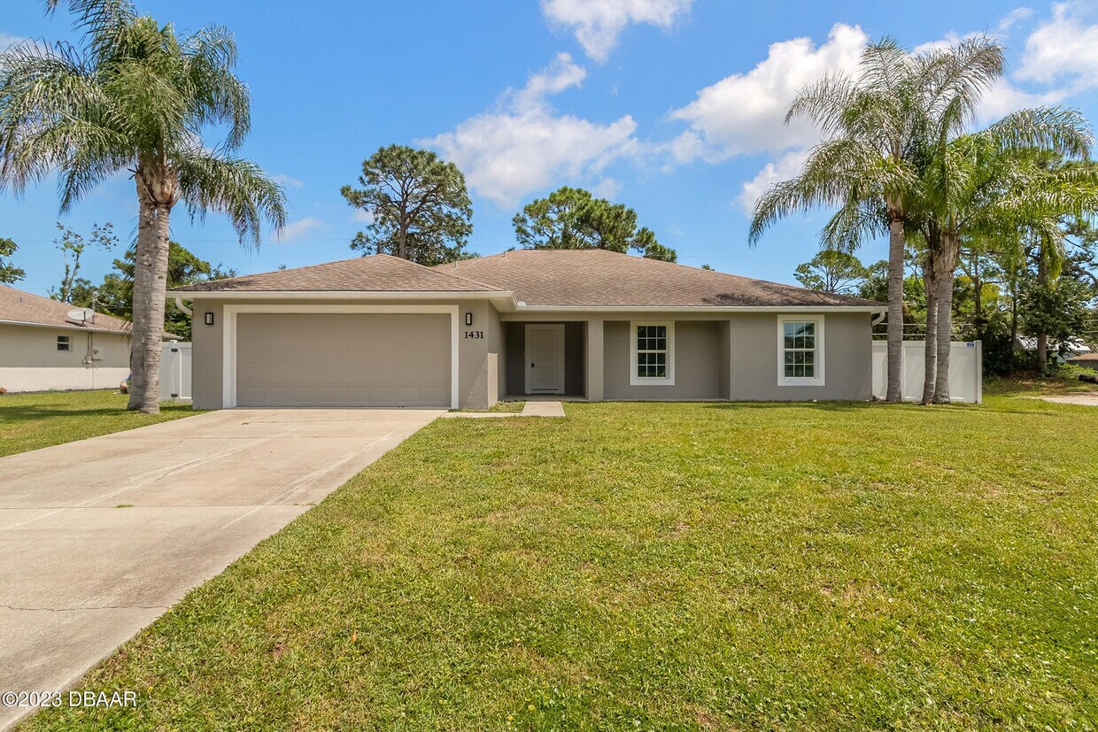 Primary Photo - 1431 Victory Palm Dr
