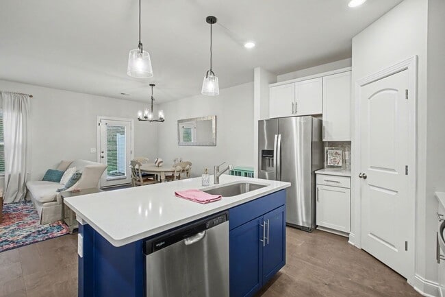 Photo - FOR LEASE- 3 BED 2.5 BATH TOWNHOME IN LEBANON TN!