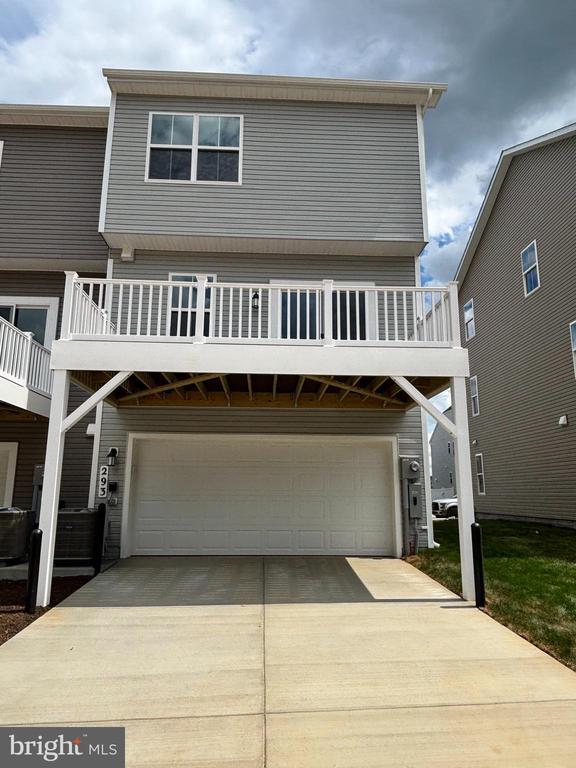 Foto del edificio - 293 Mineral Springs Rd